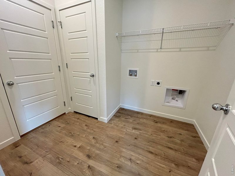 Spacious, unfurnished interior of a new home in Union Colony West, Greeley (Image 11).