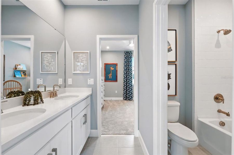 Furnished interior view inside a new home in Celebration, Celebration (Image 20).