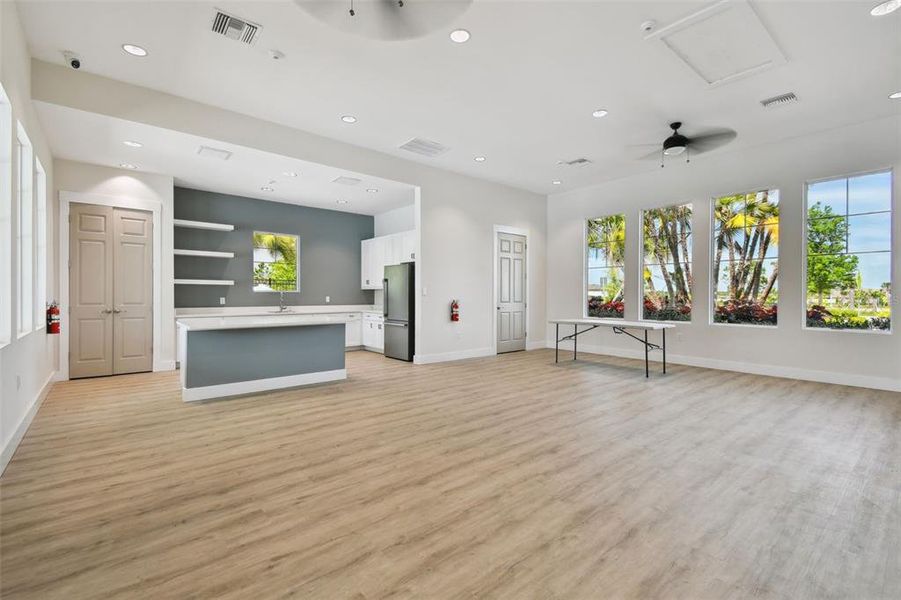 Spacious, unfurnished interior of a new home in Berry Bay, Wimauma (Image 18). Spacious, unfurnished interior of a new home in Berry Bay, Wimauma (Image 18).