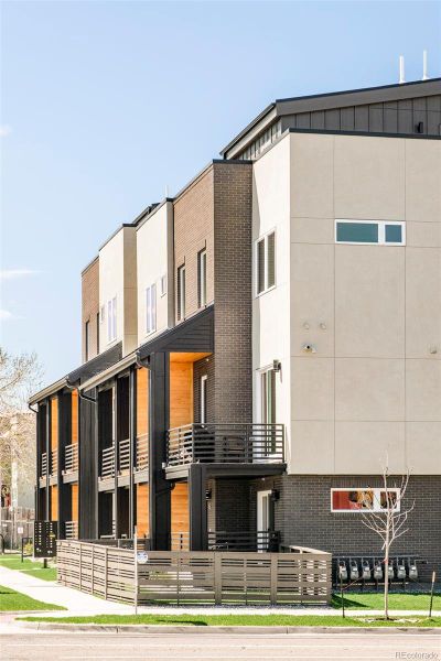 Image 33 of a home in . Image 33 of a home in .