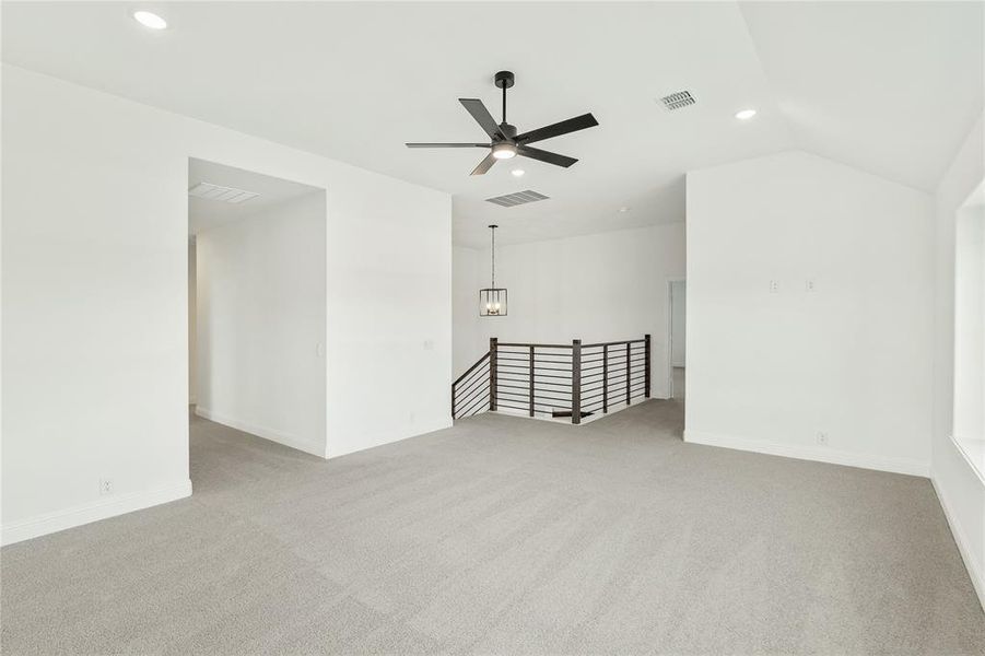 Spacious, unfurnished interior of a new home in Glenbrook, Red Oak (Image 23).