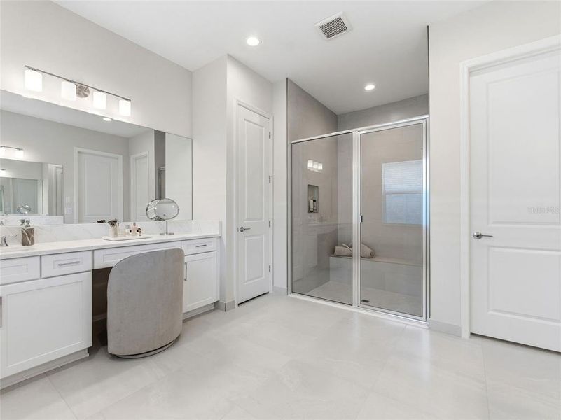 Furnished interior view inside a new home in Valencia Ridge (55+), Wesley Chapel (Image 16). Furnished interior view inside a new home in Valencia Ridge (55+), Wesley Chapel (Image 16).