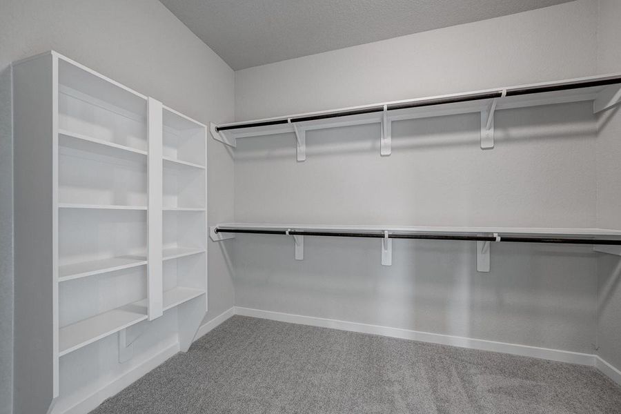 Spacious, unfurnished interior of a new home in Barton Creek Ranch, Conroe (Image 4). Spacious, unfurnished interior of a new home in Barton Creek Ranch, Conroe (Image 4).