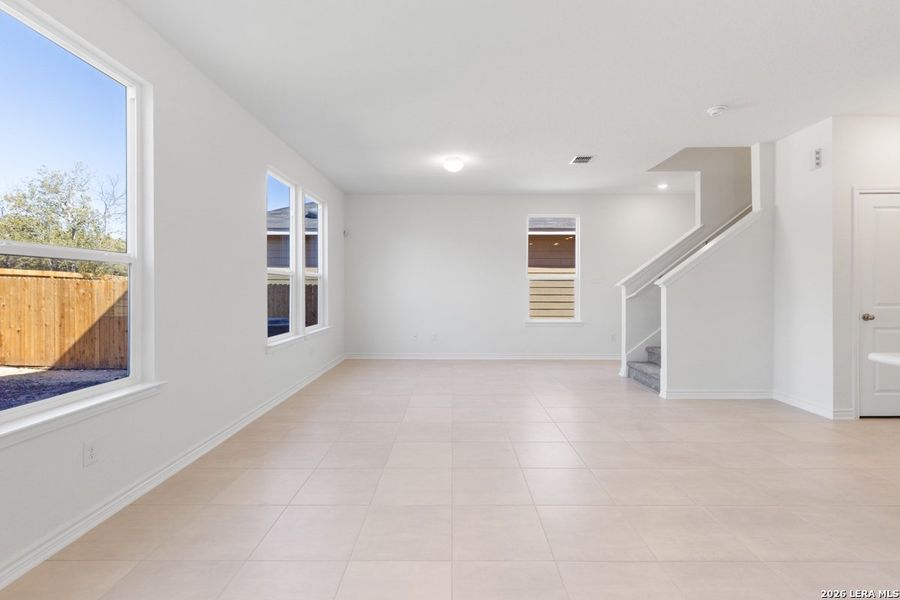 Spacious, unfurnished interior of a new home in Spanish Trails Villas, San Antonio (Image 24).