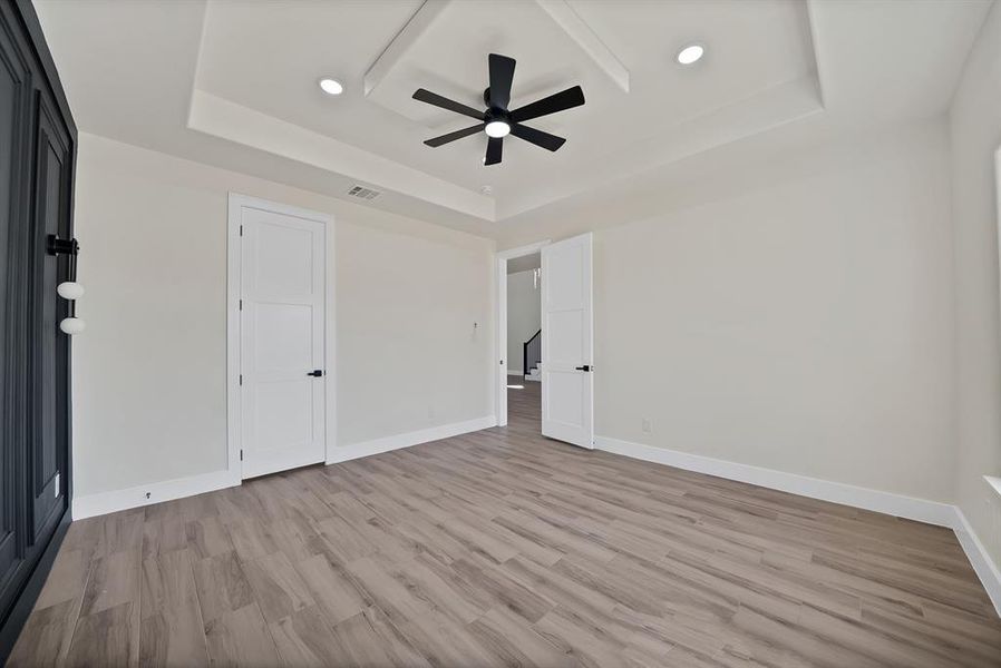 Spacious, unfurnished interior of a new home in , Fort Worth (Image 26).