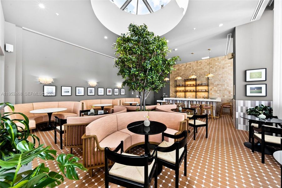 Community amenities in , Miami (Image 30).