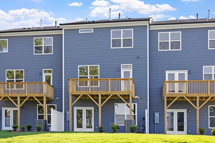 Exterior details and patio area of a home in Sweetbrier, Durham (Image 21).