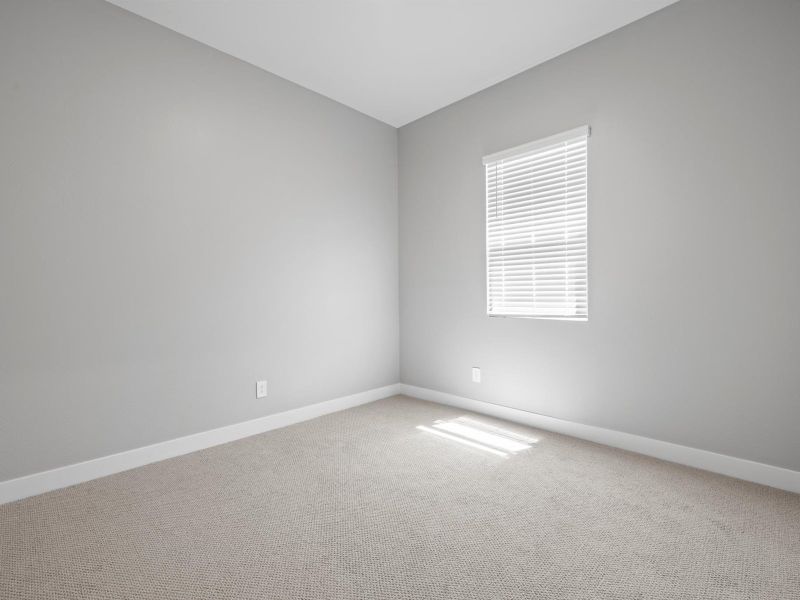 Spacious, unfurnished interior of a new home in Paloma Creek - Signature Series, Surprise (Image 16).