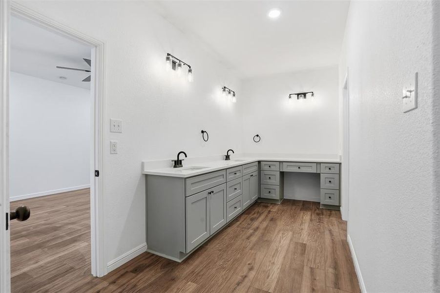 Furnished interior view inside a new home in , Granbury (Image 9).
