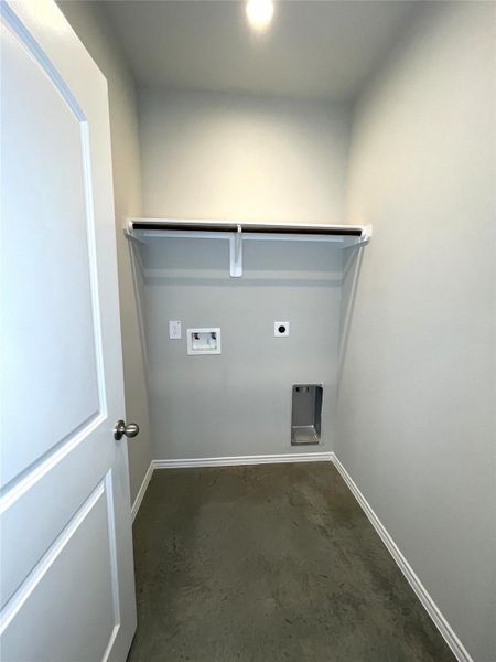 Spacious, unfurnished interior of a new home in , Trinity (Image 13).