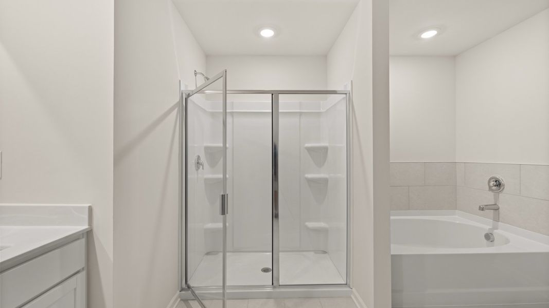 Image 40 representing the Stratford by D.R. Horton in Independence Villas and Townhomes, Loganville, GA.