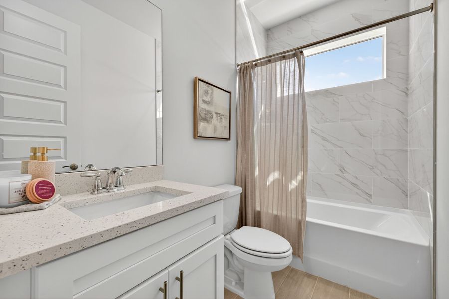 Representative furnished interior of a home built from the The Coral Haven by Sunlife Homes LLC in Cape Coral, Cape Coral (Image 37).