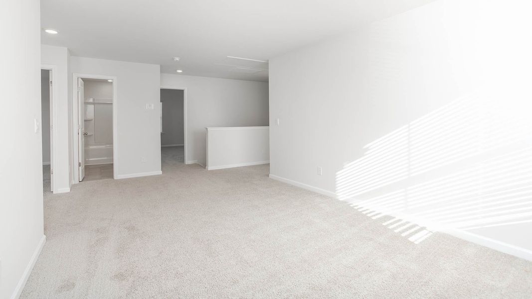 Spacious, unfurnished interior of a new home in Bryson Park, Lexington (Image 18).
