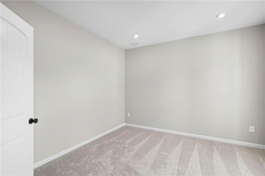 Spacious, unfurnished interior of a new home in Twin Lakes, Hoschton (Image 39).
