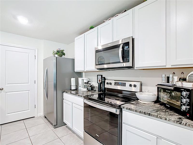 Furnished interior view inside a new home in Huntington Ridge, Ocala (Image 34).