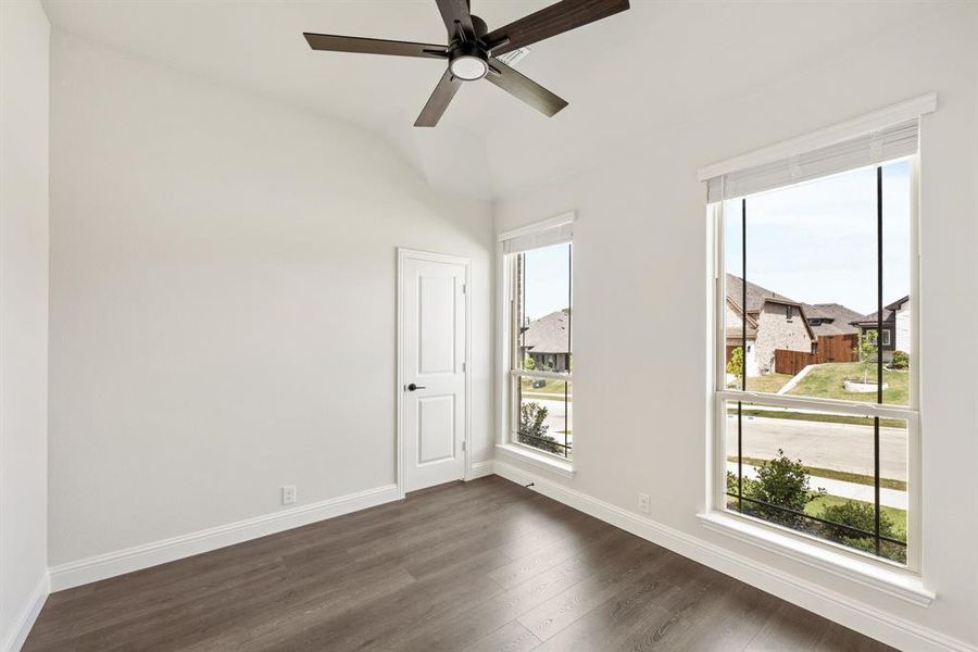 Spacious, unfurnished interior of a new home in Homestead at Daniel Farms, DeSoto (Image 35).