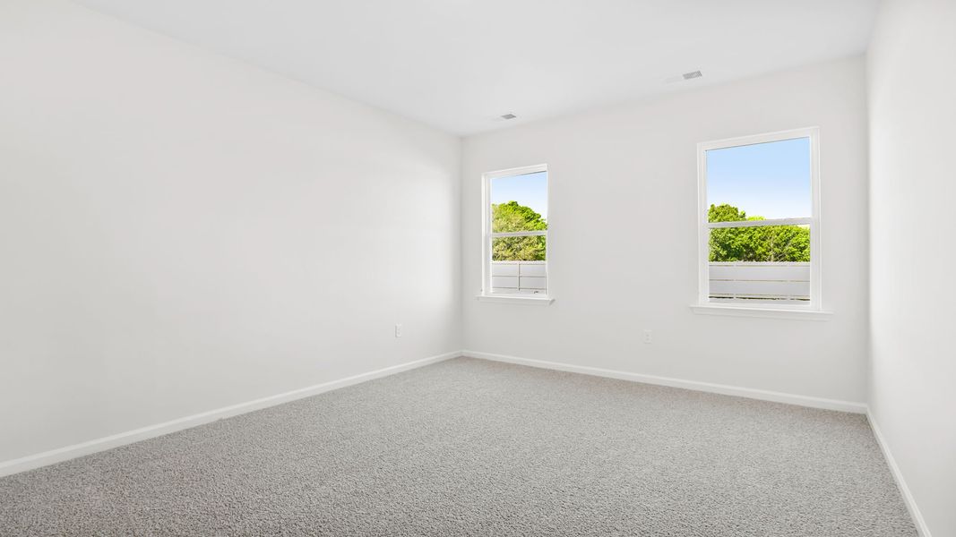 Spacious, unfurnished interior of a new home in Foxbank, Gray Court (Image 29).