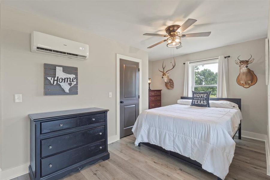 Furnished interior view inside a new home in , Edgewood (Image 18).