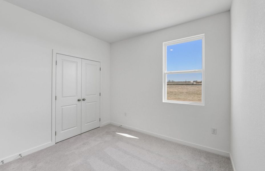 Spacious, unfurnished interior of a new home in Larson Crossing, Elgin (Image 31).