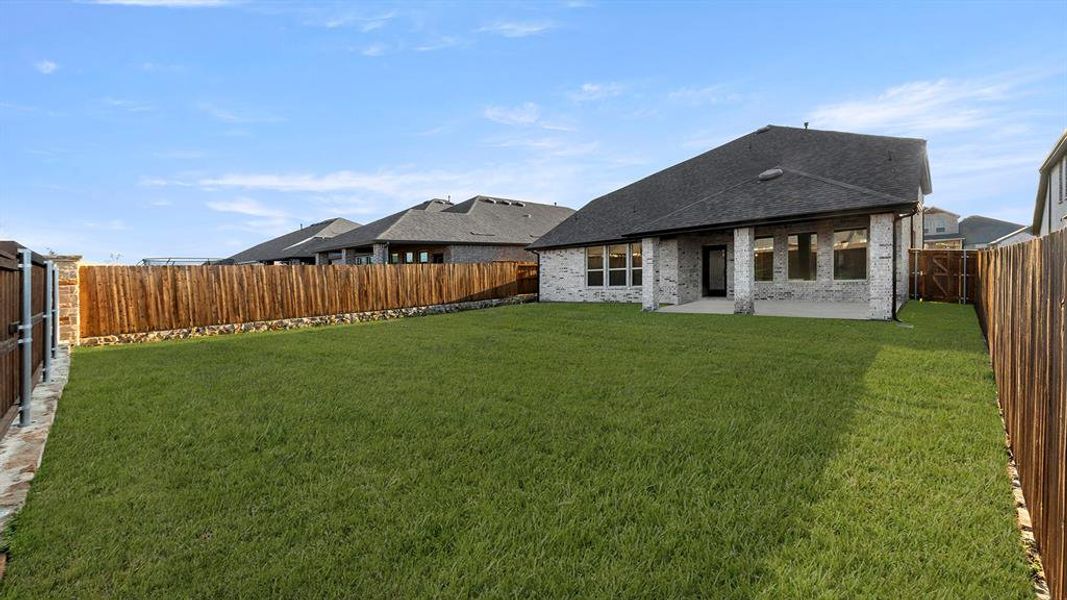 27. 737 Grand Dale - Back (2)