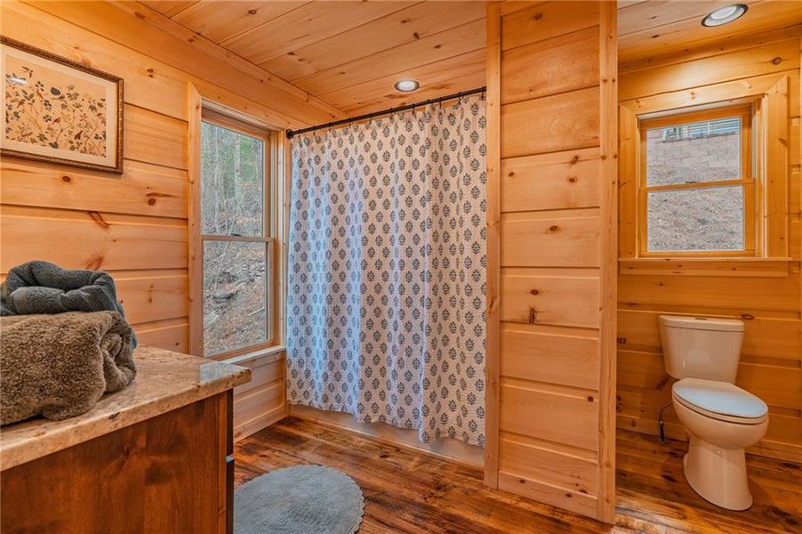 Furnished interior view inside a new home in , Ellijay (Image 3).