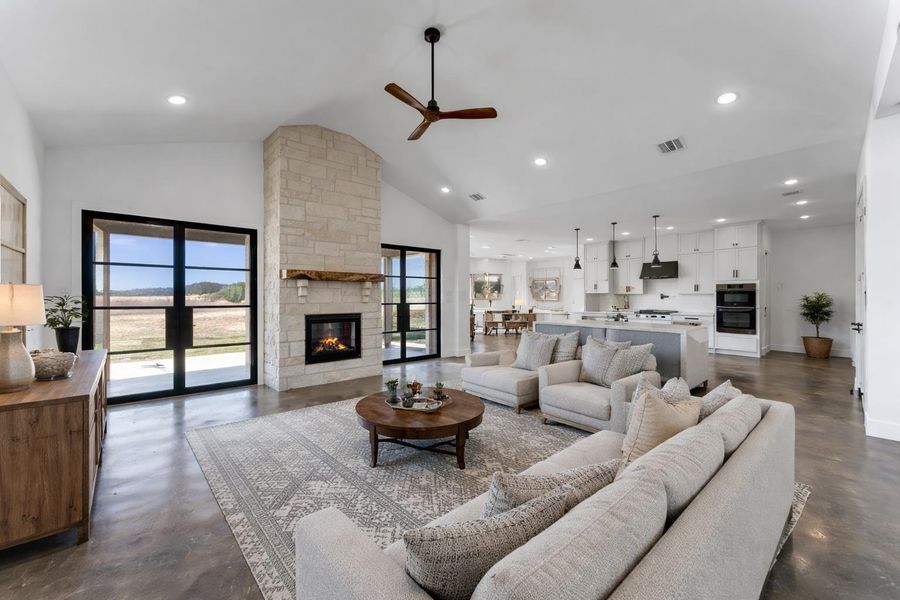 Image has been virtually staged. Items shown are digital enhancements.