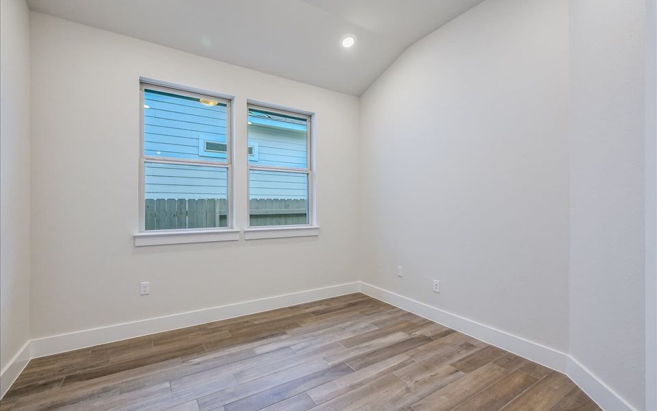 Spacious, unfurnished interior of a new home in Easton Park, Austin (Image 12).