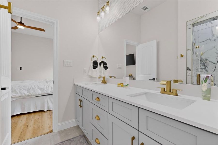 Furnished interior view inside a new home in , Granbury (Image 9).