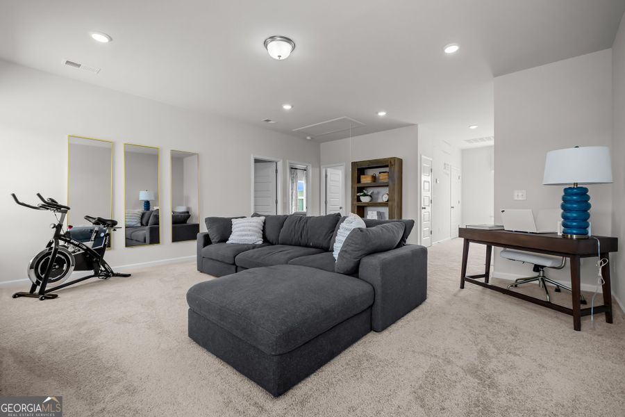 Furnished interior view inside a new home in Cobblestone Crossing Commons, Warner Robins (Image 40).