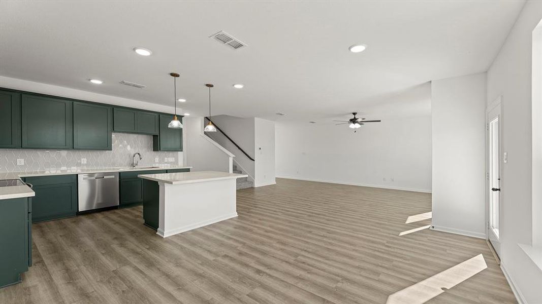 08. 2524 Yo Ranch - Dining (2) 08. 2524 Yo Ranch - Dining (2)