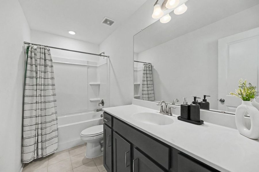 Furnished interior view inside a new home in Parker's Preserve, Ridgeville (Image 21).
