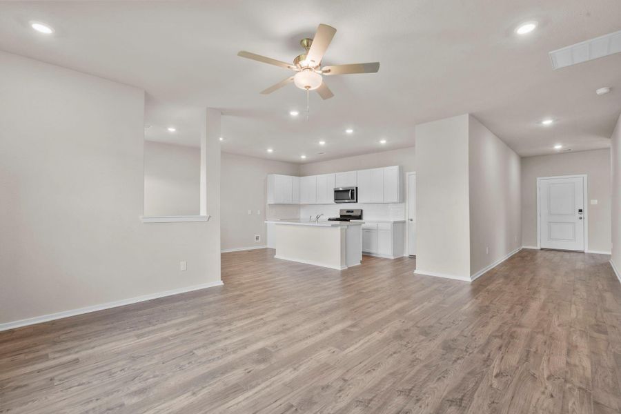 Spacious, unfurnished interior of a new home in Windrose Green, Angleton (Image 17). Spacious, unfurnished interior of a new home in Windrose Green, Angleton (Image 17).
