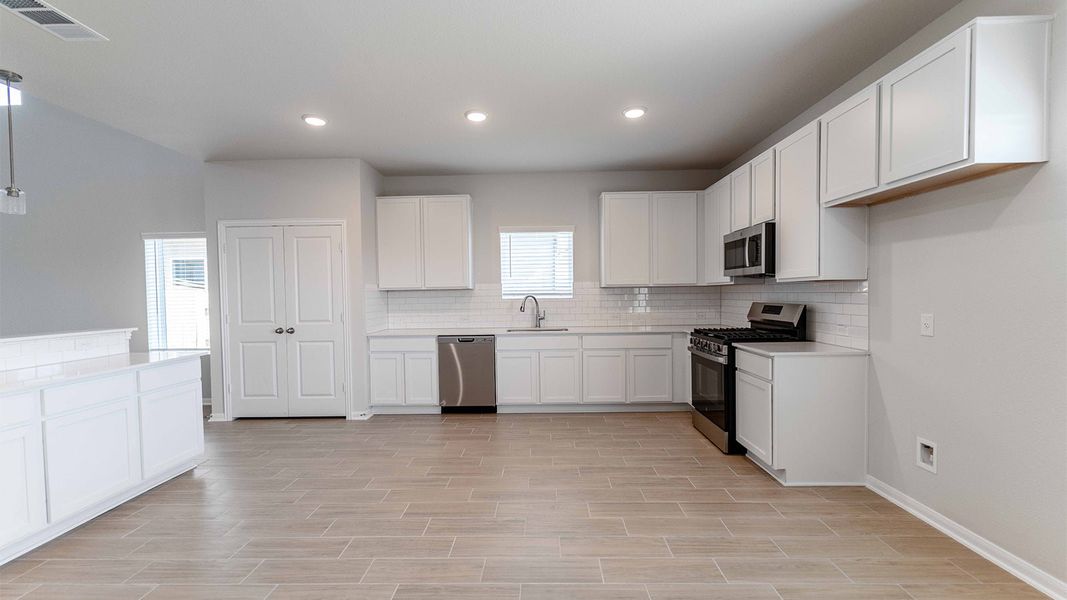 Image 50 of a home in Briarwood. Image 50 of a home in Briarwood.