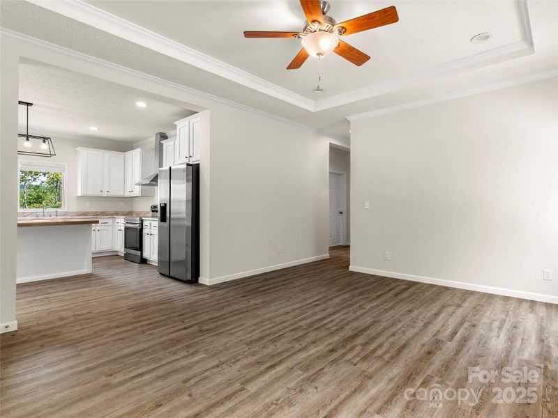 Spacious, unfurnished interior of a new home in , Hendersonville (Image 19).