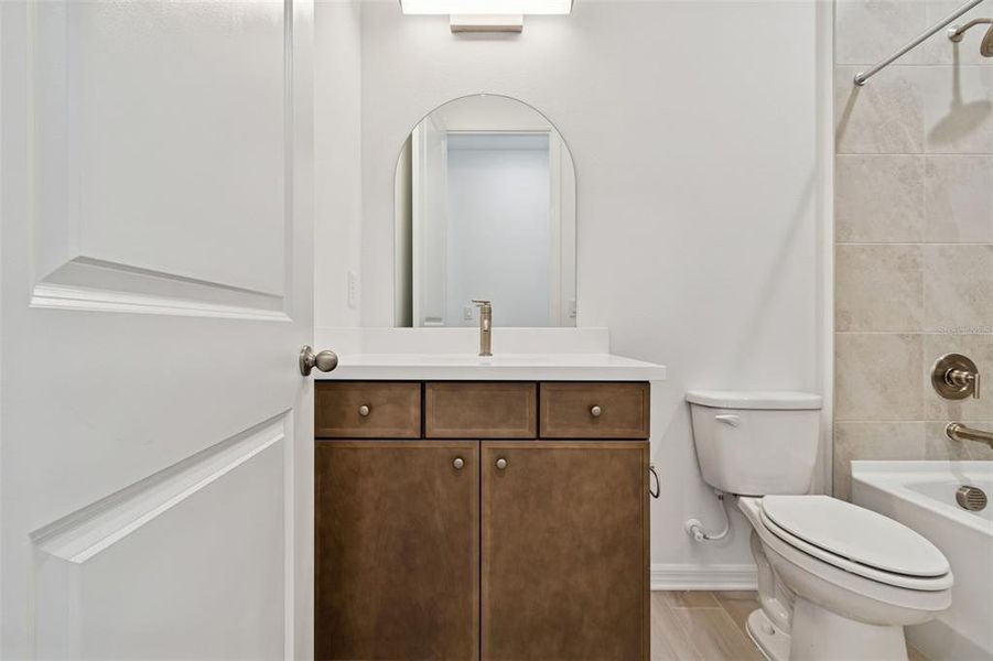 Furnished interior view inside a new home in Isles at Bayview, Parrish (Image 17). Furnished interior view inside a new home in Isles at Bayview, Parrish (Image 17).