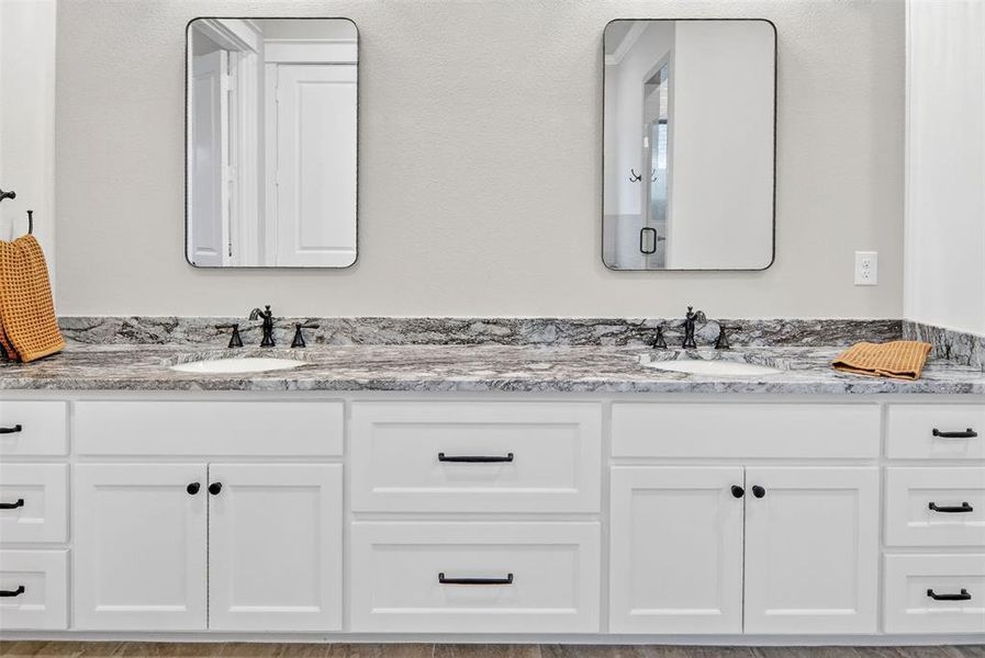 Image 34 of a home in .