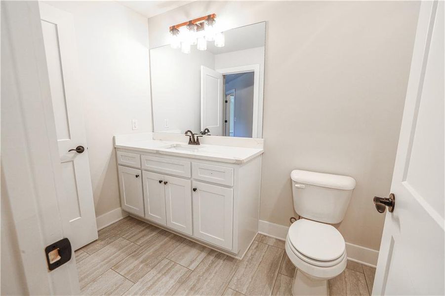 Furnished interior view inside a new home in , Jefferson (Image 40).