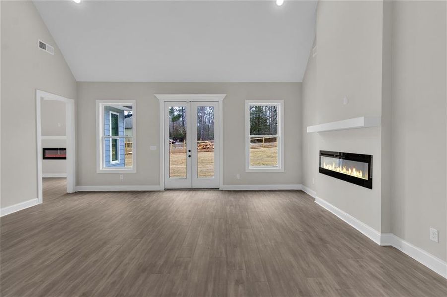 Spacious, unfurnished interior of a new home in , Jonesboro (Image 47).