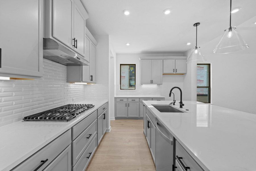 Stunning finishes in Light & Bright Kitchen Stunning finishes in Light & Bright Kitchen