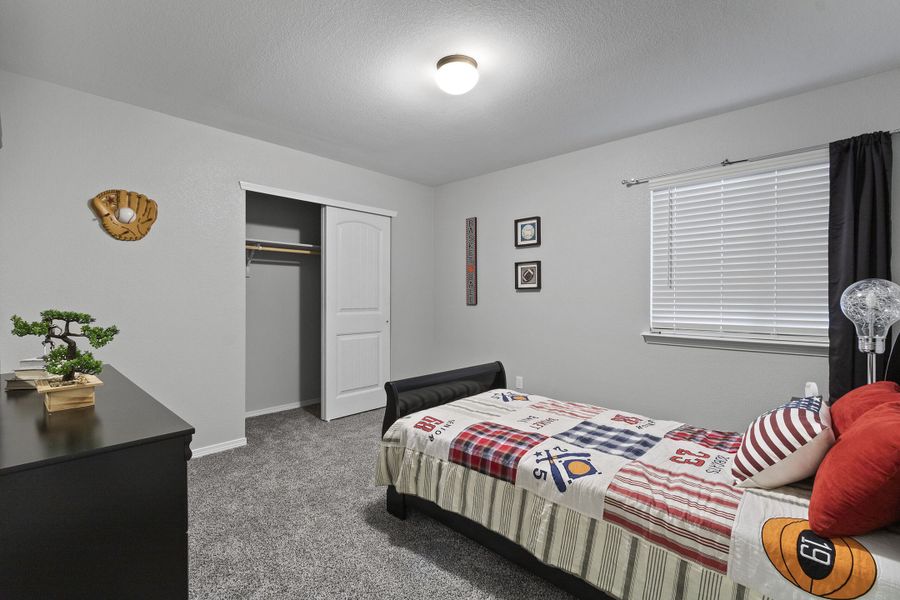 Representative furnished interior of a home built from the The Bellagio – 425SSC3CG by Saratoga Homes in Crossland, El Paso (Image 4).