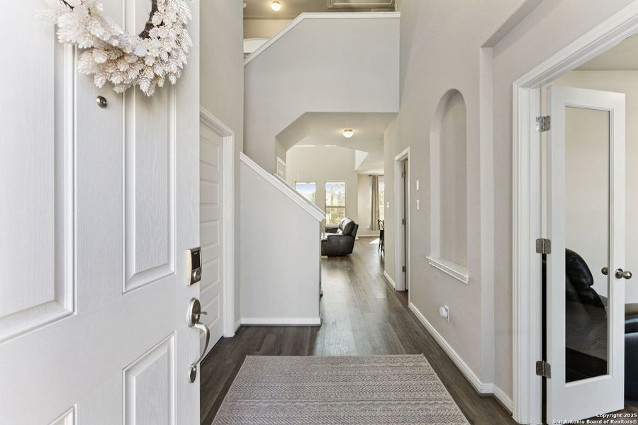 Image 19 of a home in Ventana.