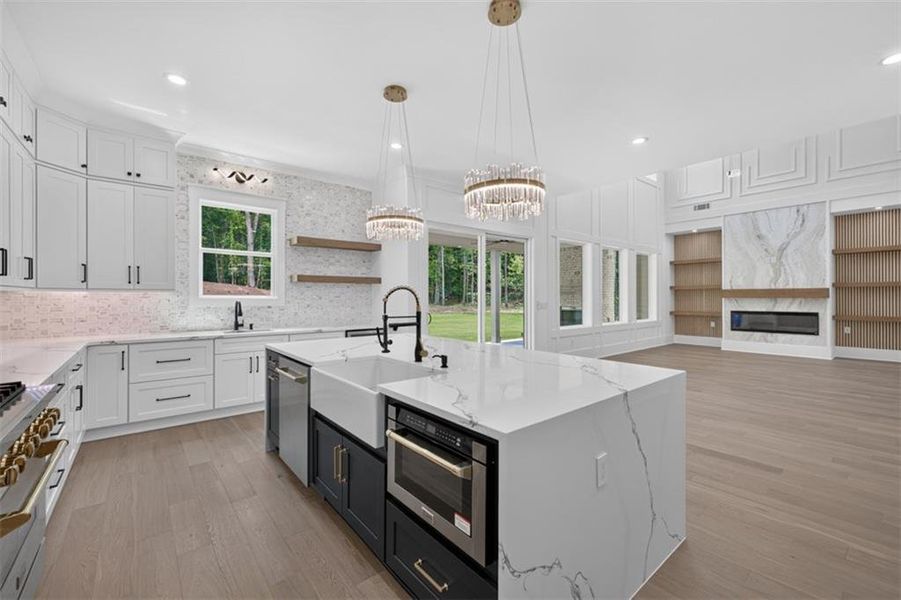 Furnished interior view inside a new home in , Jefferson (Image 12).