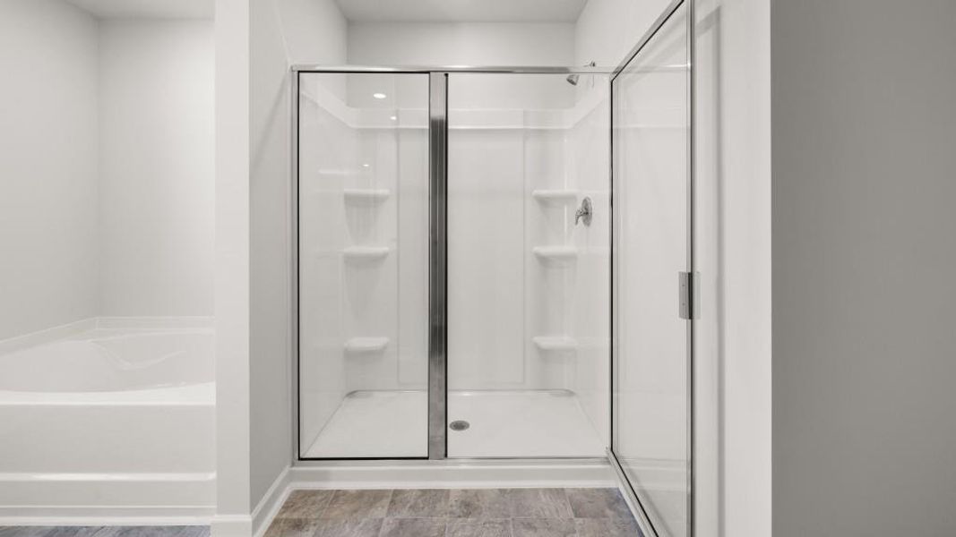 Spacious, unfurnished interior of a new home in Thompson Ridge, Dallas (Image 28). Spacious, unfurnished interior of a new home in Thompson Ridge, Dallas (Image 28).