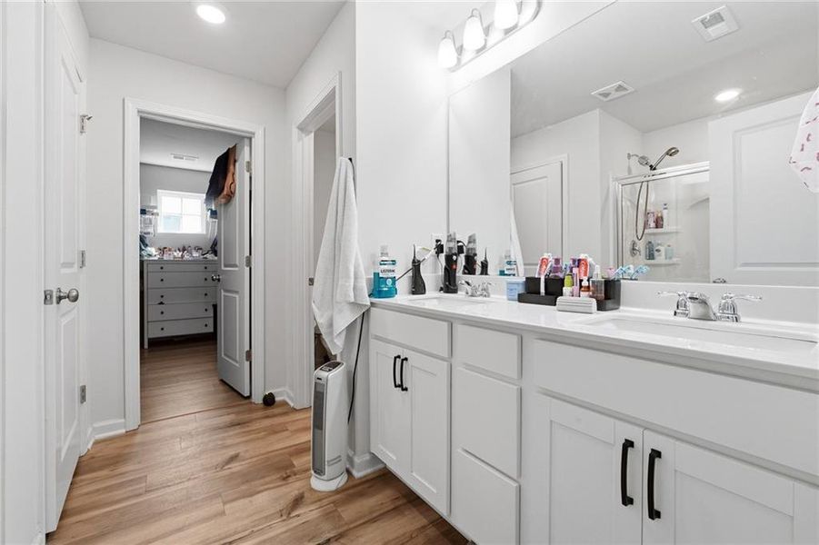 Furnished interior view inside a new home in , Lawrenceville (Image 14).