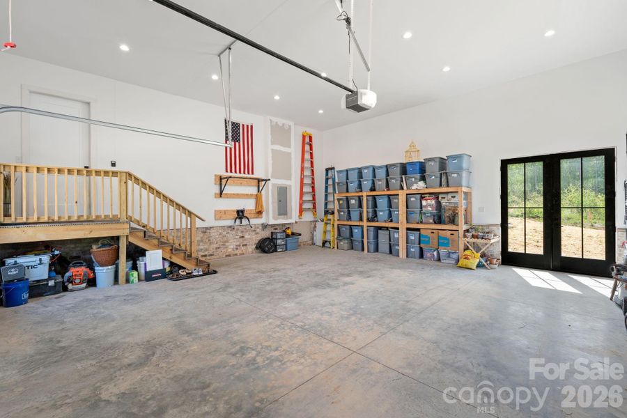 Image 44 of a home in .