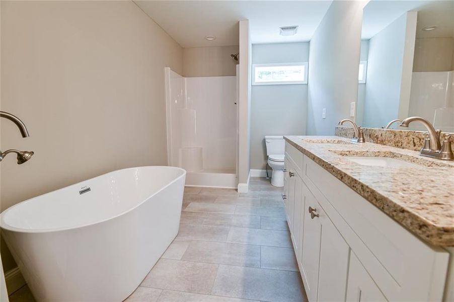 Furnished interior view inside a new home in , Dahlonega (Image 8).