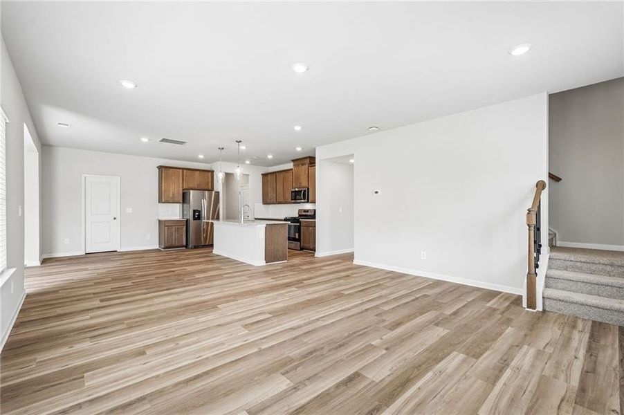 Spacious, unfurnished interior of a new home in Northwoods at Mirror Lake, Villa Rica (Image 46).