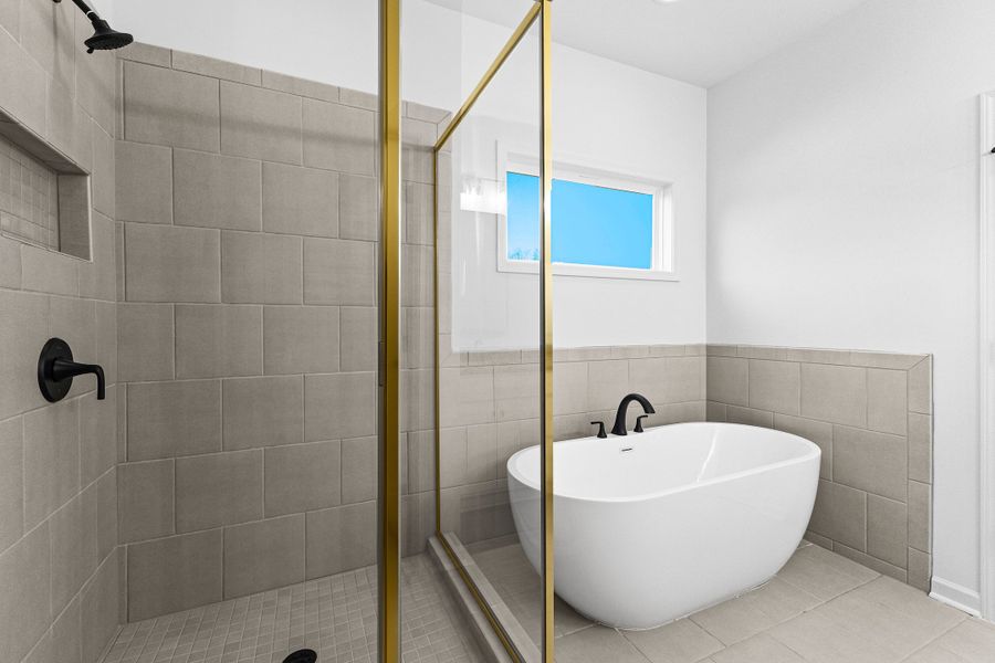 Furnished interior view inside a new home in Standing Oaks, Senoia (Image 10).