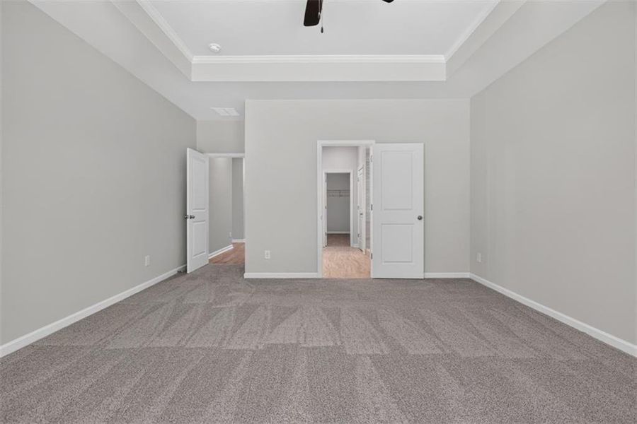 Spacious, unfurnished interior of a new home in , Athens (Image 50).