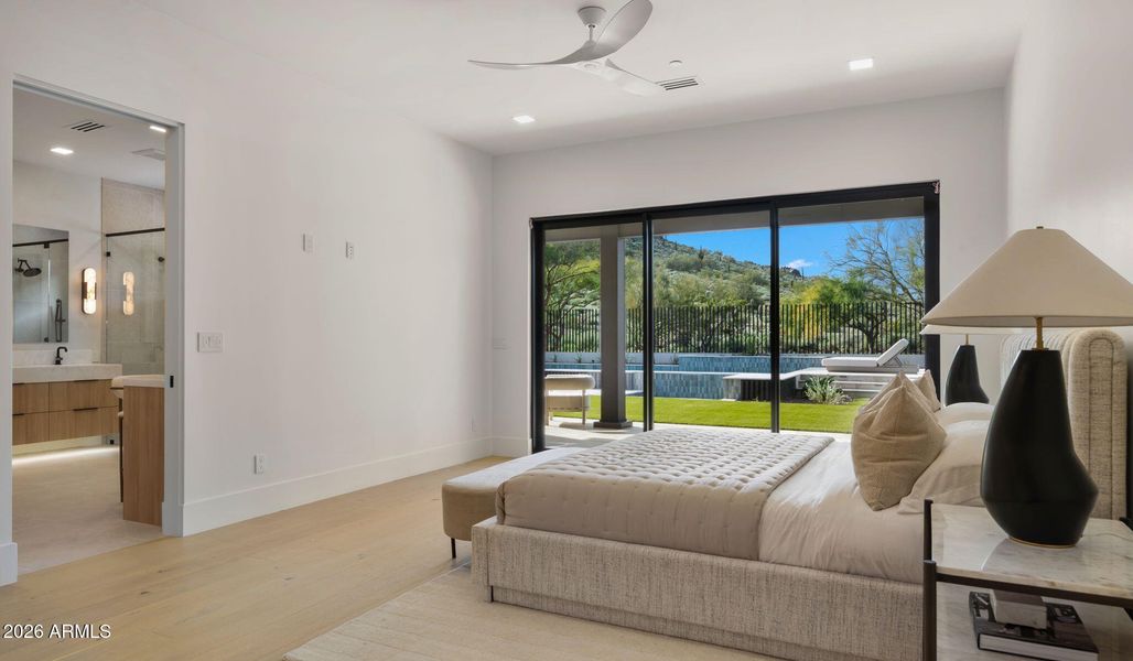 87-web-or-mls-Guest EnSuite5